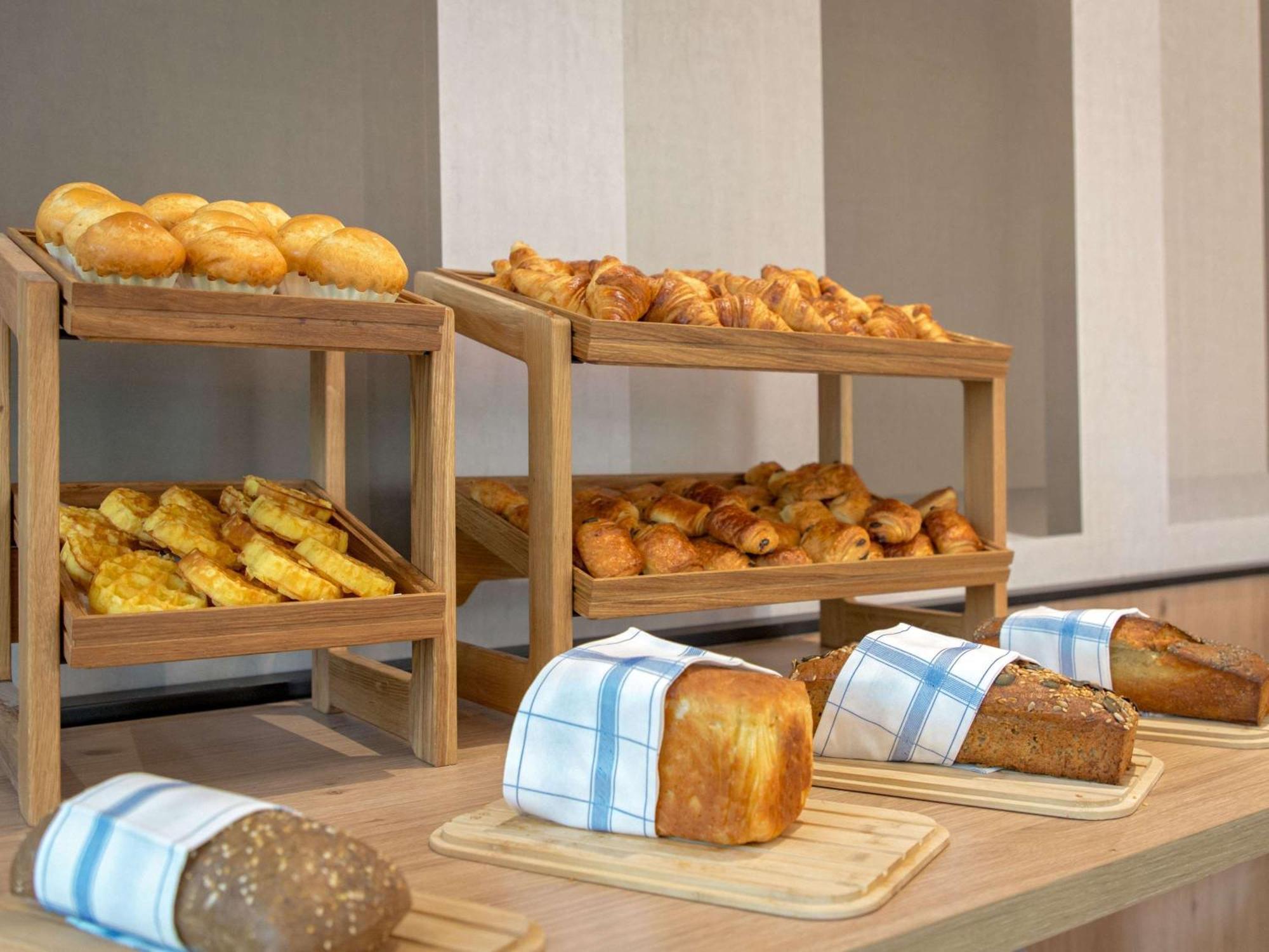 Novotel Aix-En-Provence Pont De L'Arc Ngoại thất bức ảnh