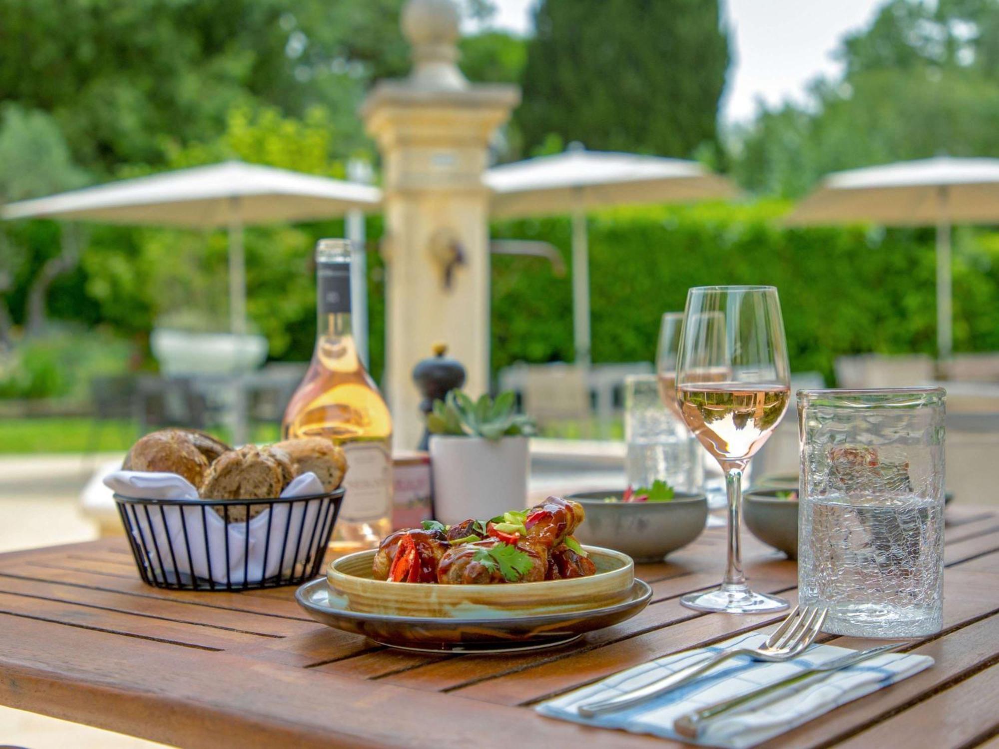 Novotel Aix-En-Provence Pont De L'Arc Ngoại thất bức ảnh